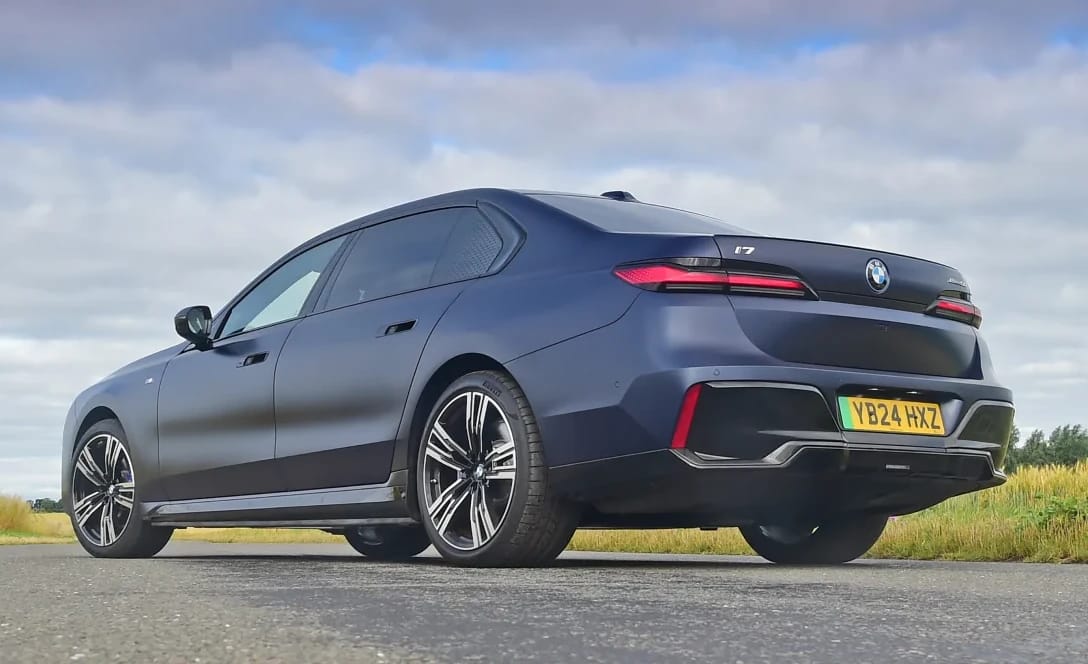 BMW i7 eDrive50