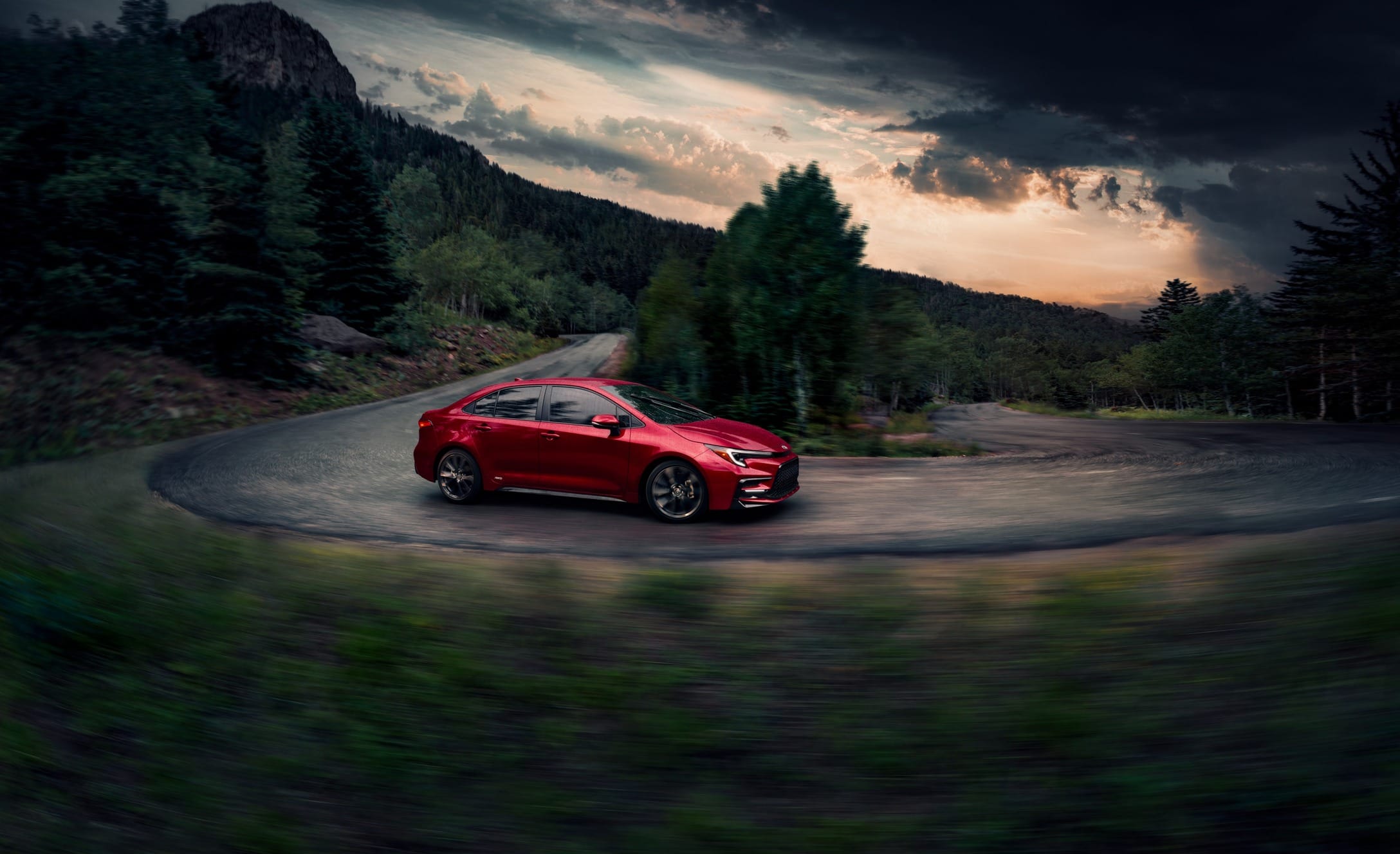 Toyota Corolla Hybrid 2.0L 178 hp