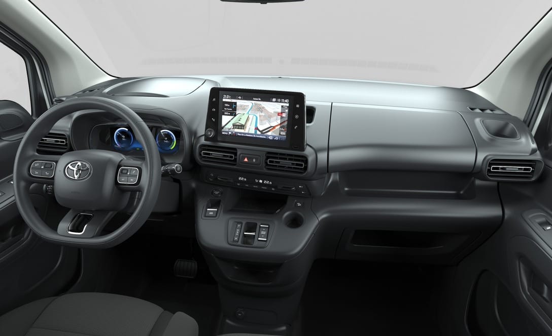 Toyota PROACE Combi Medium 2.2L 150 D-4D 6 Places TPMR