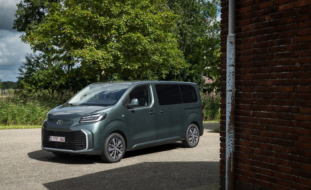 Toyota PROACE Verso Electric Medium 50 kWh Dynamic