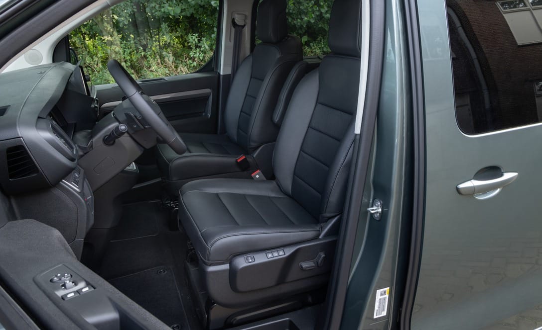 Toyota PROACE Verso Electric Medium 50 kWh Dynamic